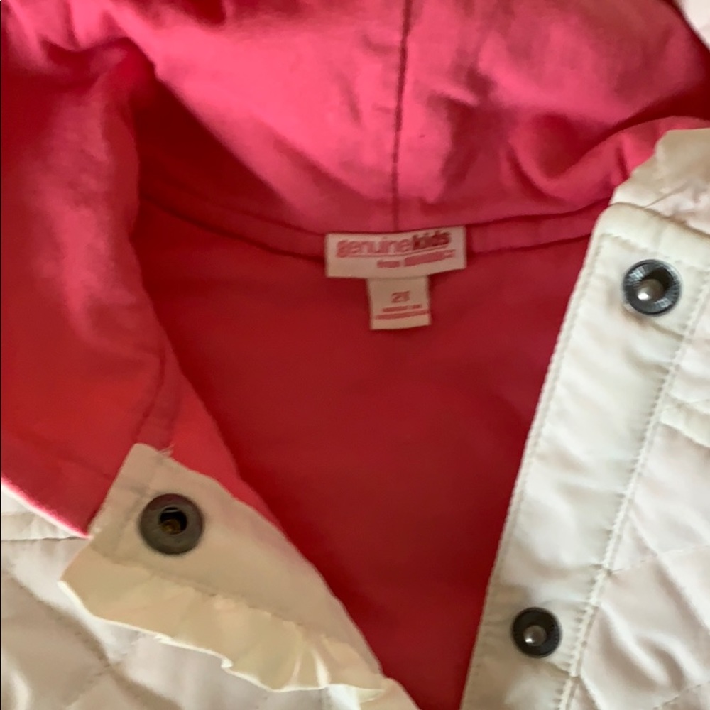 Vest - Picture 2 of 3